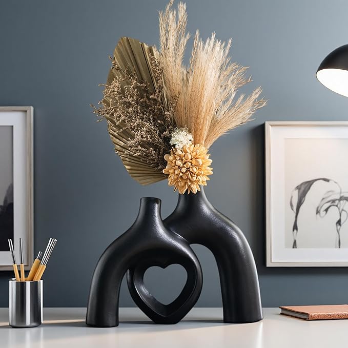 Hug Snuggle Hollow Donut Ceramic Vases, 9 Inch Modern Nordic Minimalist Decorative Vase for Home Decor Table Centerpiece Bookshelf Office Entryway Aesthetic Decoration (Matte Black)