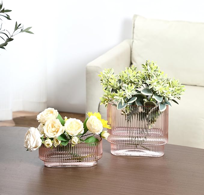 Short Glass Vases, Set of 2 Pink Glass Vases for Tulips, Ribbed Vase for Flowers, Modern Small Vase for Living Room, Dining Room, Bathroom, Desk, Shelf, Wedding, Office